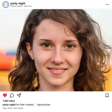 Social post effect on a portrait — online photo booth